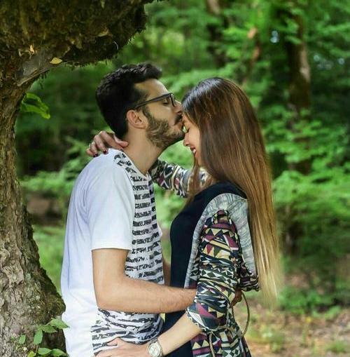 عکس بوسه بر پیشانی عشق