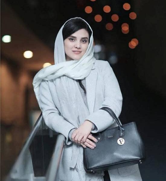عکس صبا سهیلی و برادرانش