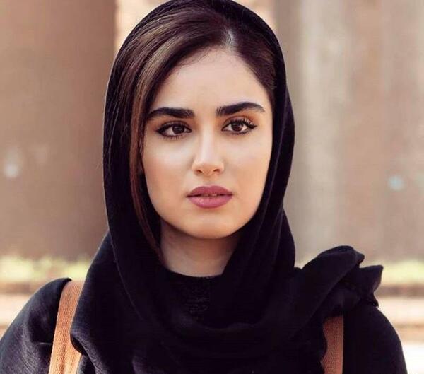 عکس هانیه غلامی در سریال هم بازی