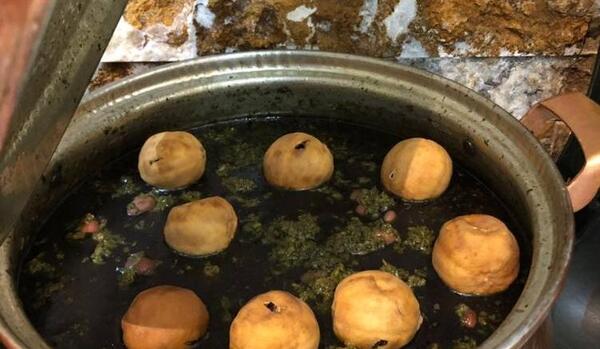 عکس قورمه سبزی رو گاز