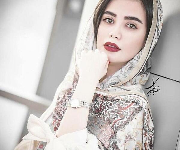 عکس بیتا جوان