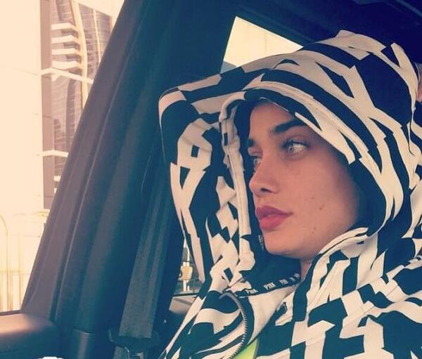 عکسهای لو رفته تینا آخوند تبار