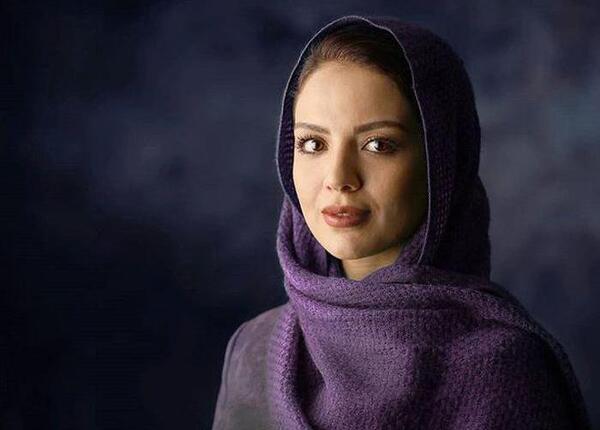 عکس شادی در لیسانسه ها