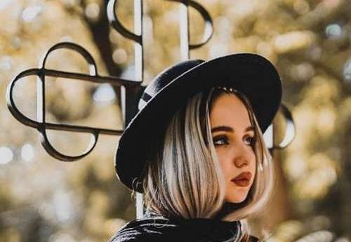 عکس ماشین نیکا فلاحی