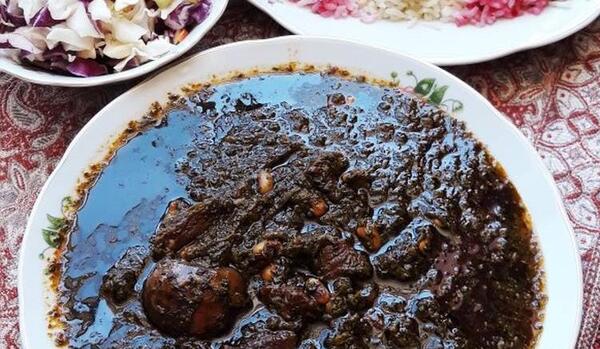 عکس قورمه سبزی با لوبیا چشم بلبلی