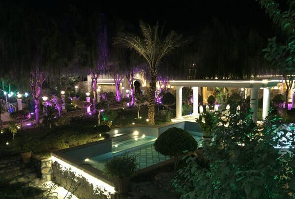 عکس باغ عمارت صفاجو