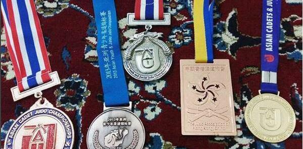 عکس طلا مدال