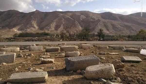 عکس مفهومی قبرستان