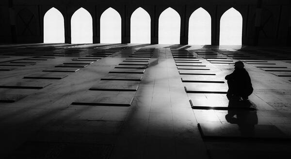 عکس مفهومی قبرستان