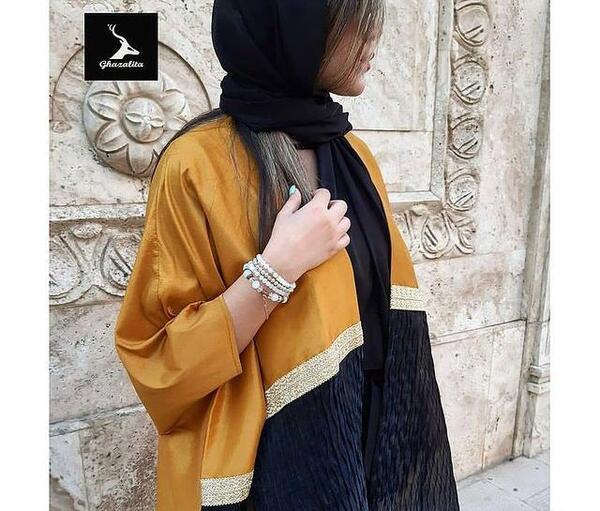 عکس مدل مانتو دو رنگ سال ۱۴۰۳