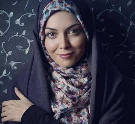 عکس آزاده نامداری مشروب