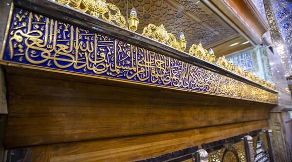 عکس قبر خواجه نصیرالدین طوسی
