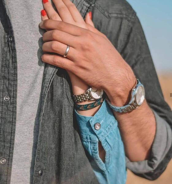 عکس دست عاشقانه