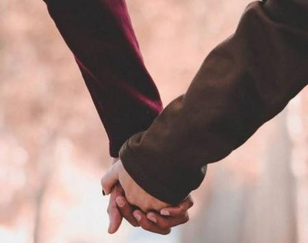 عکس دست عاشقانه