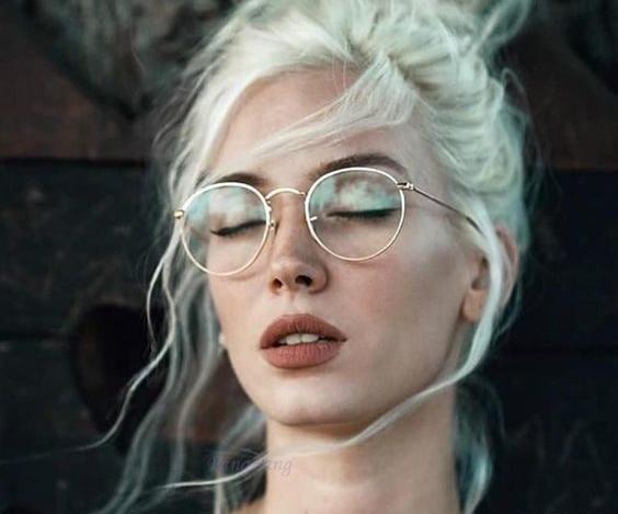 عکس فیک دخترونه ی بنفش