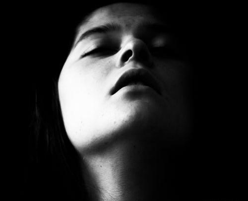 عکس پرتره سیاه و سفید