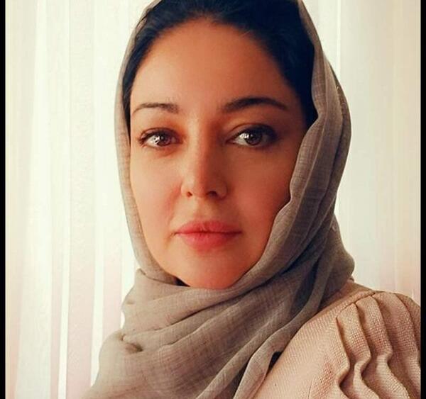 عکس رویا غفاری نویسنده