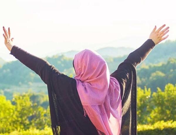 ژست عکس دخترانه محجبه