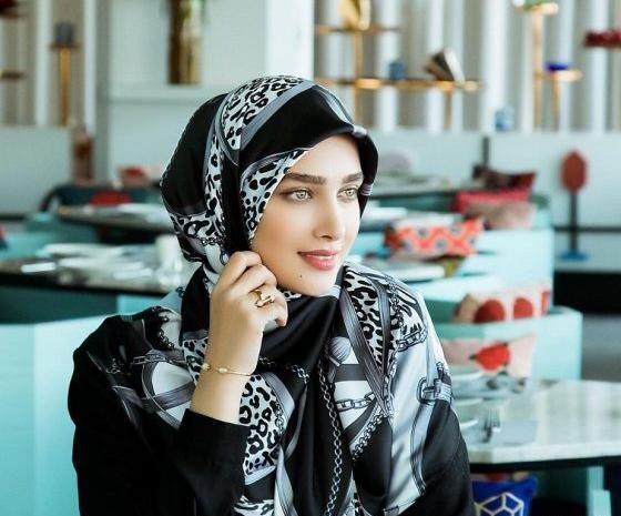 ژست عکس دخترانه محجبه