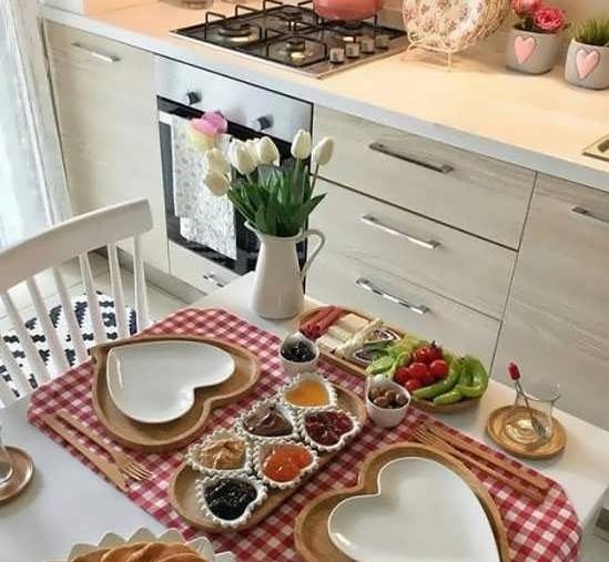 عکس ایده تزیین صبحانه عروس