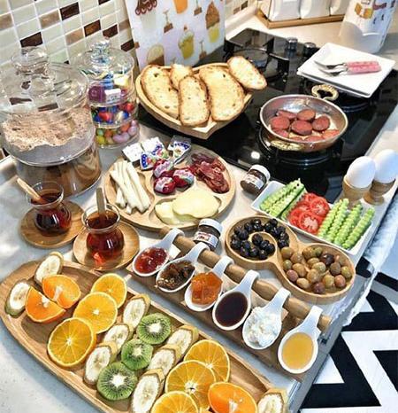 عکس ایده تزیین صبحانه عروس