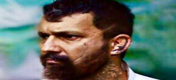 عکس حامد بهداد در نقش وحید مرادی