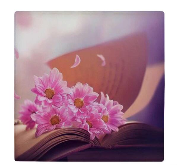 عکس کتاب و گل
