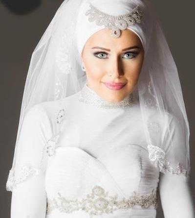 عکس مومو با آرایش