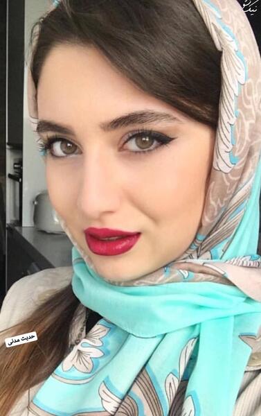 عکس حدیث مدنی در بیمارستان