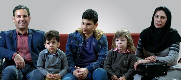 عکس امیرحسین زمانی در خانه ما