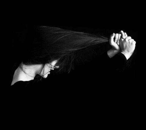 عکس مشکی غمگین