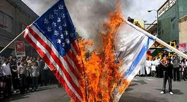 عکس آتش زدن پرچم آمریکا و اسرائیل