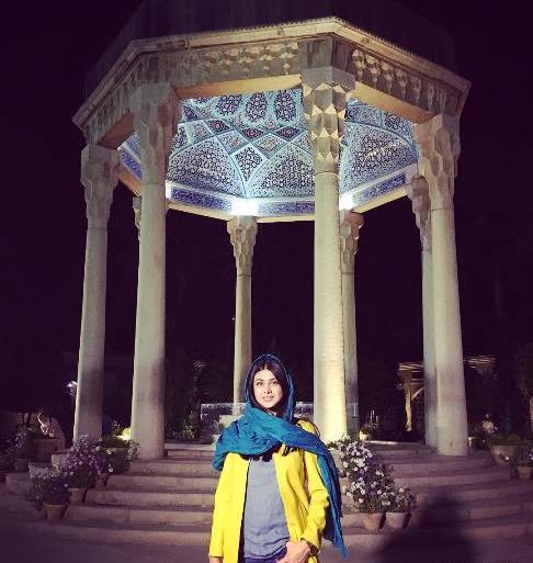 عکس آرامگاه حافظ برای پروفایل