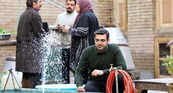 عکس جواد در بچه مهندس ۴