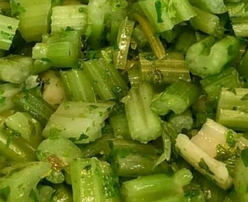 عکس کرفس سرخ شده