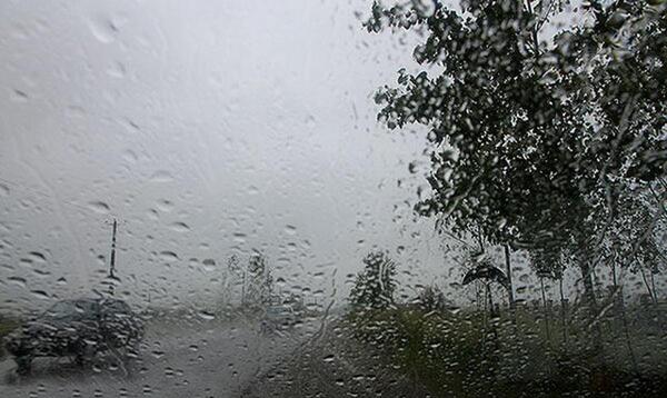 عکس باران شبانه