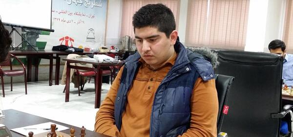 عکس پرهام مقصودلو شطرنج