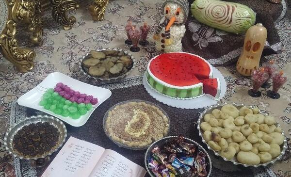 عکس یلدایی دوستانه