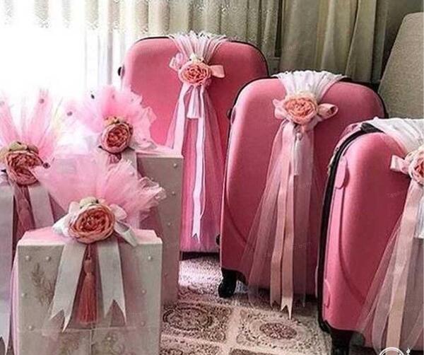 عکس ایده برای تزیین چمدان عروس و داماد