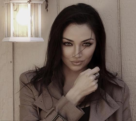 عکس های شقایق ثامن و همسرش