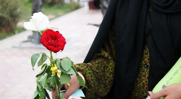 عکس نوشته خدا گفت تو ریحانه خلقتی
