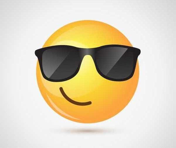 عکس استیکر عینکی
