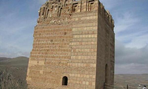 عکس قبر ضحاک