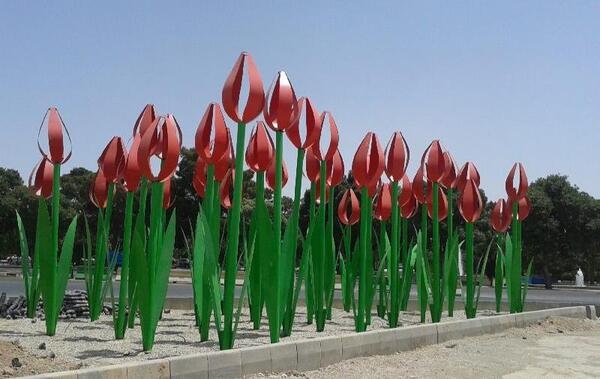 عکس گل لاله برای شهید