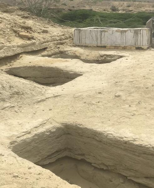عکس قبرستان چابهار