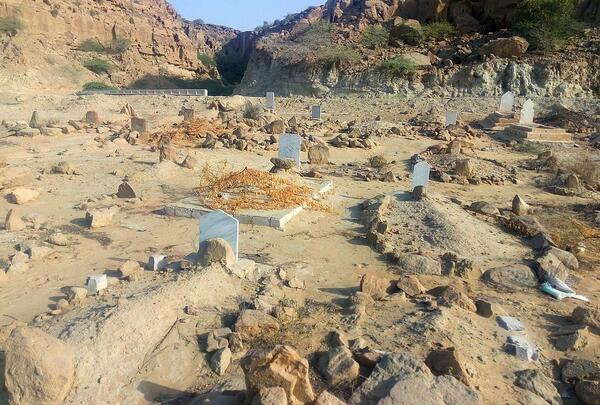 عکس قبرستان چابهار