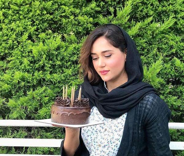 عکس زیبای پریناز ایزدیار در اینستاگرام