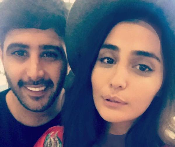 عکس آریا پارسا و همسرش