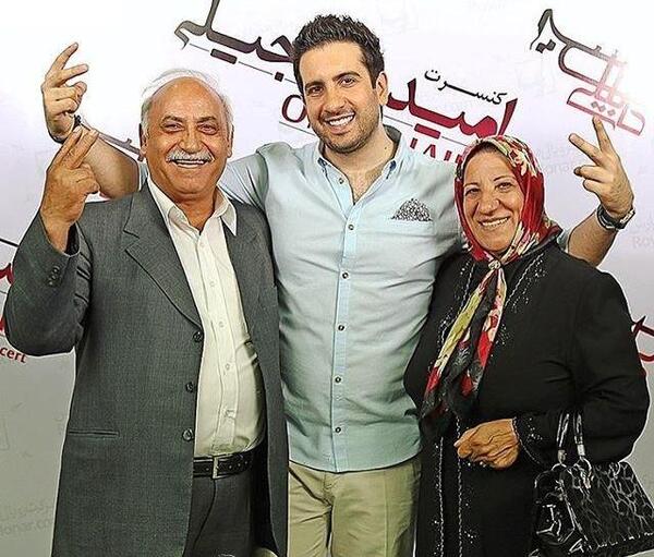 عکس امید حاجیلی و خانواده اش