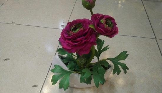 عکس گل رز مصنوعی